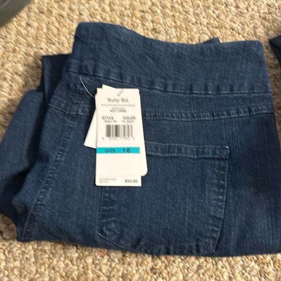 Ruby Rd. Pull on jeans NWT SIZE 16 - Picture 1 of 4